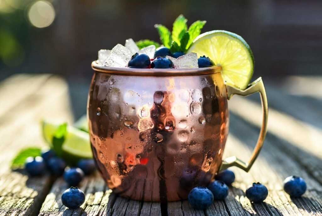 patriotic Memorial Day bourbon cocktails