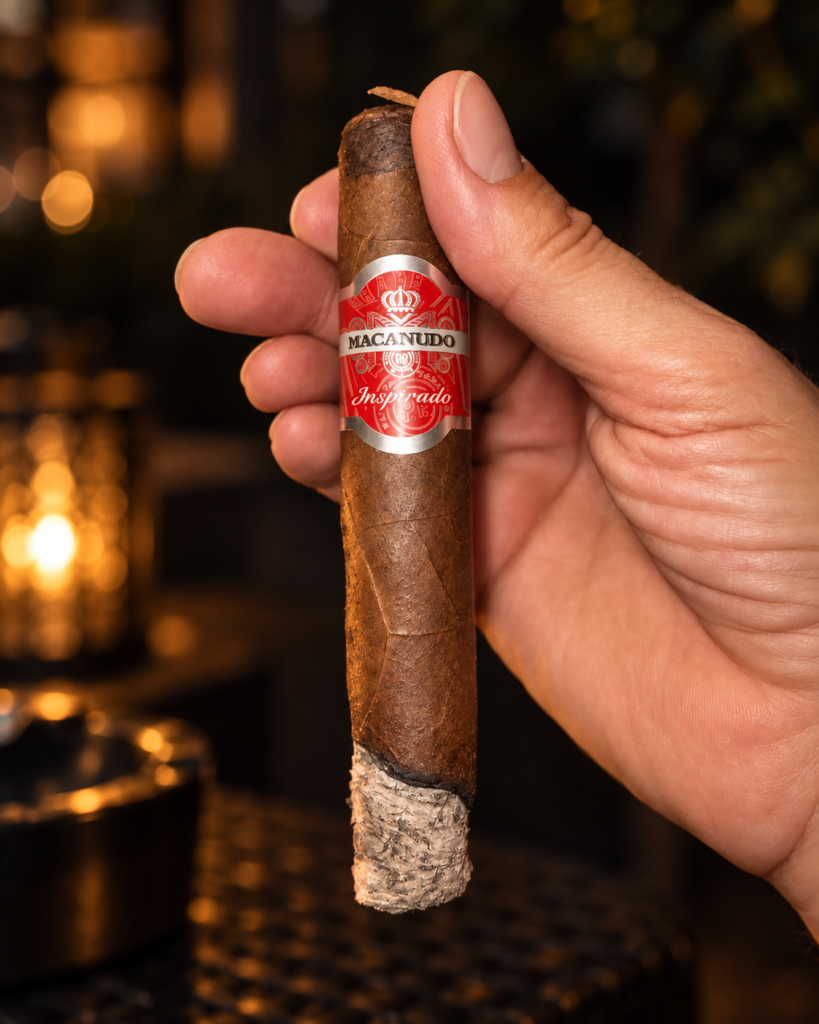 friday night pour macanudo inspirado red